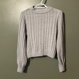 Crew neck knit sweater with open back